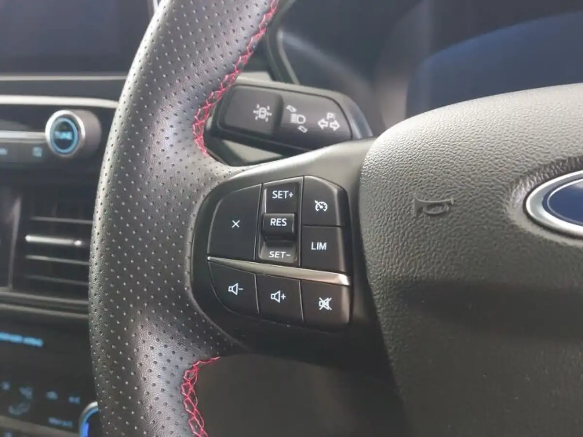 2022-ford-kuga-15-st-line-x-edition-big-13