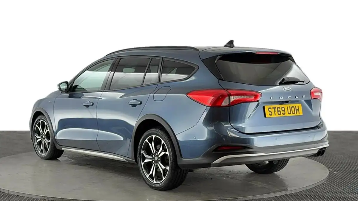 2019-ford-focus-20-active-x-estate-big-5