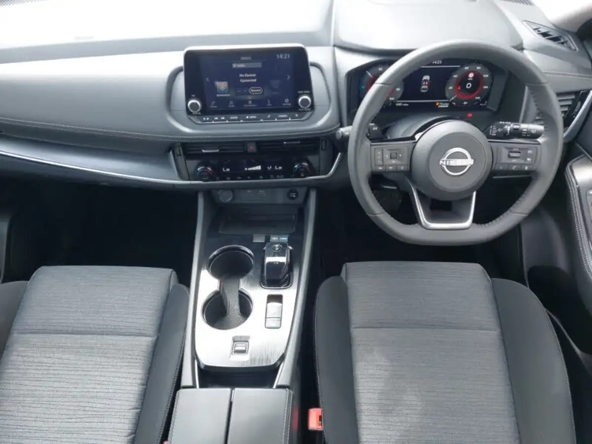 2025-nissan-x-trail-15-e-power-acenta-premium-204ps-cvt-big-2