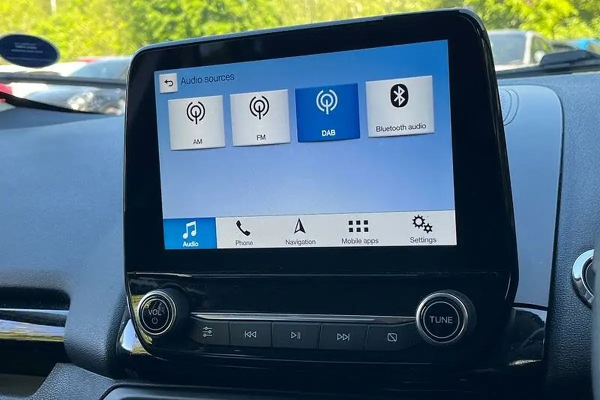 2018-ford-ecosport-10t-titanium-125ps-ss-big-22