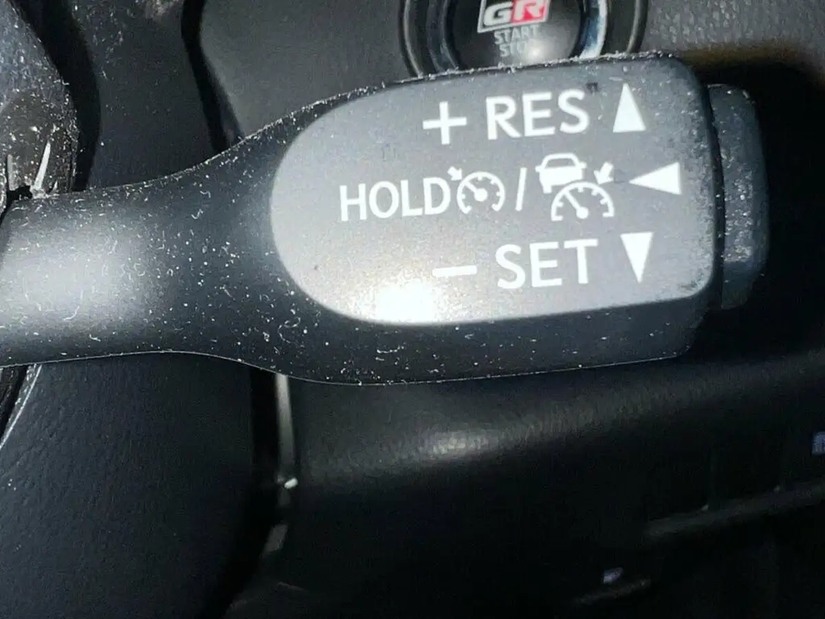2022-toyota-c-hr-18-vvt-i-gr-sport-big-48