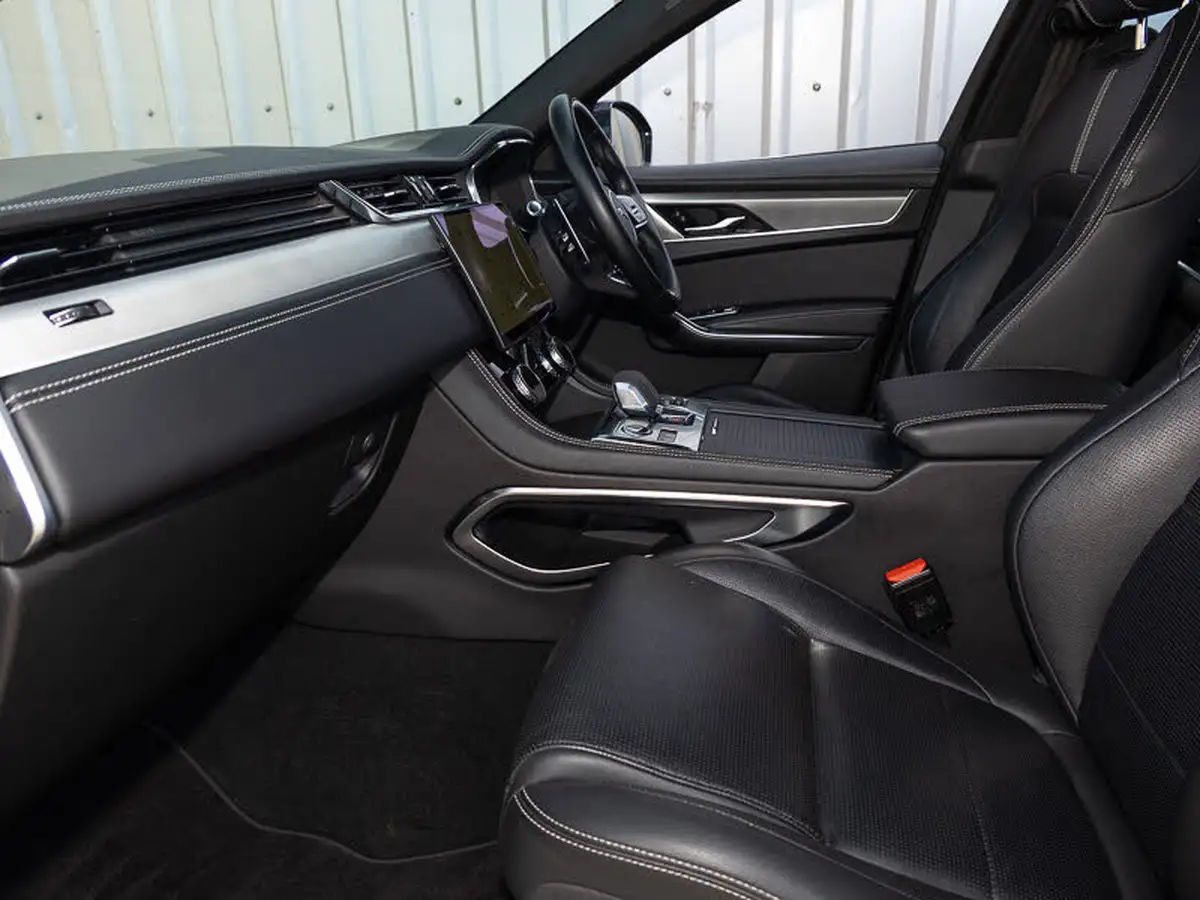 2021-jaguar-f-pace-20-d200-r-dynamic-s-mhev-big-4