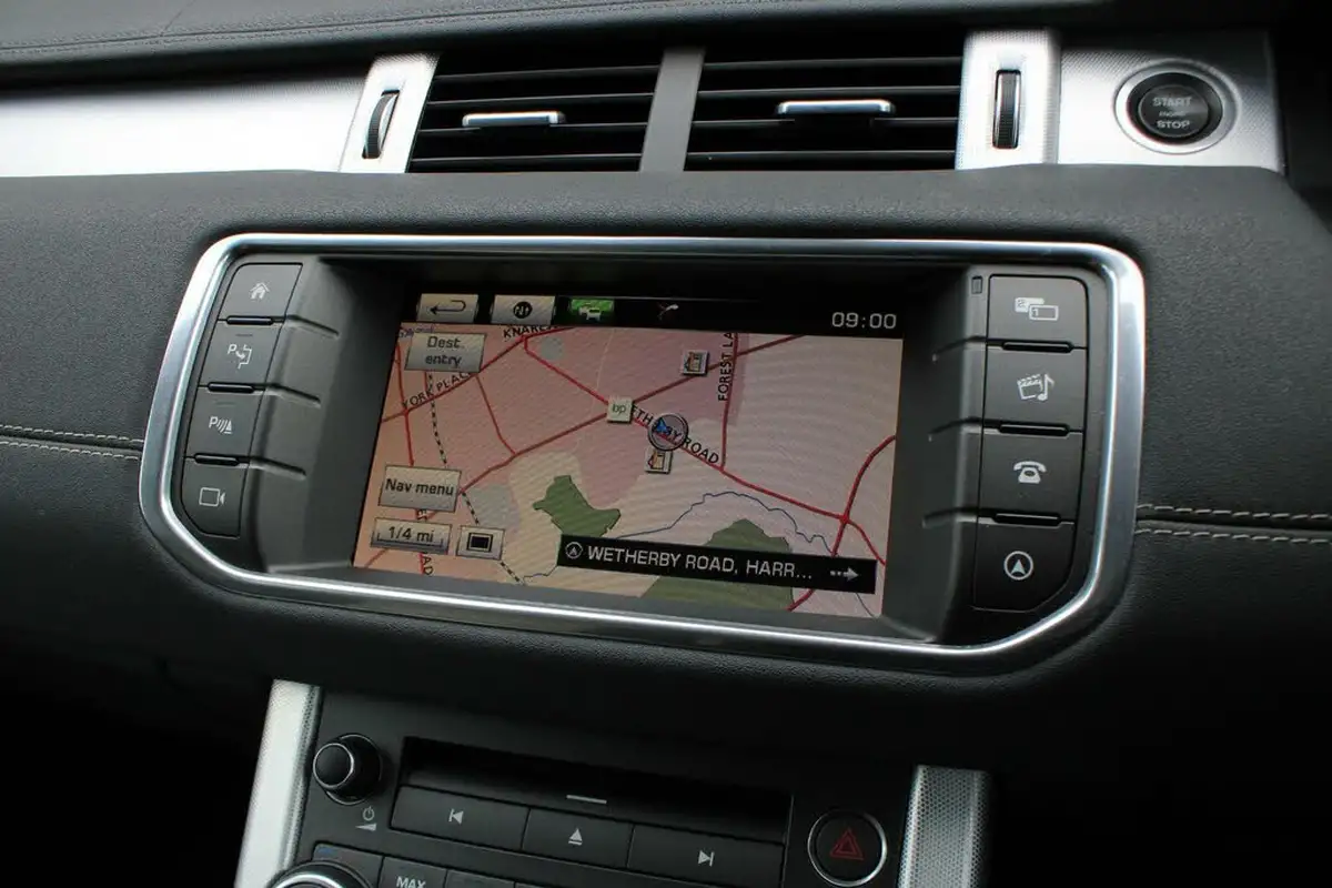 2015-land-rover-range-rover-evoque-20td4-hse-dynamic-lux-ss-hatchback-5d-auto-big-6