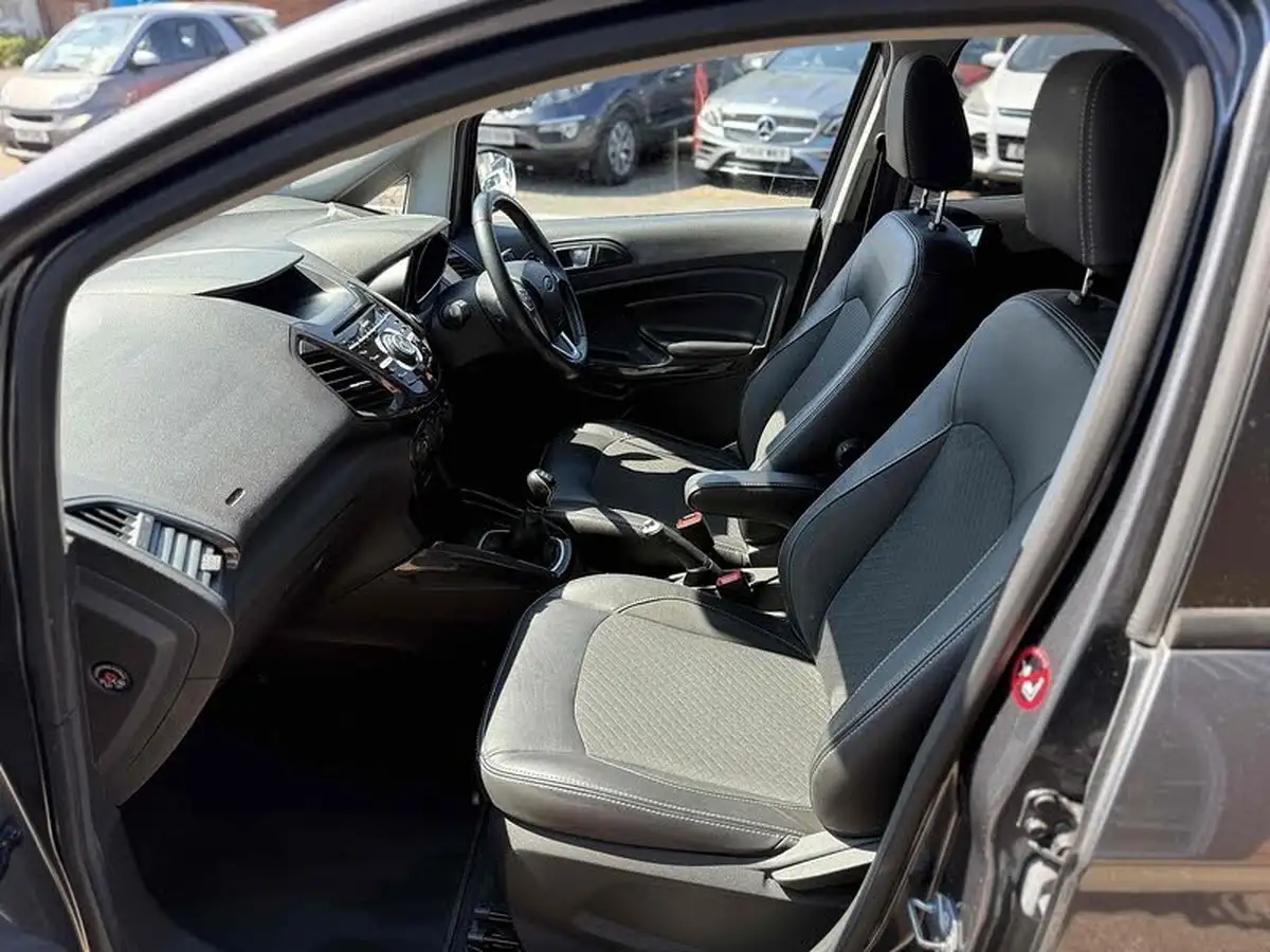 2017-ford-ecosport-10t-titanium-s-140ps-big-12