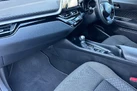 2020-toyota-c-hr-18-vvt-i-icon-parking-pack-small-3