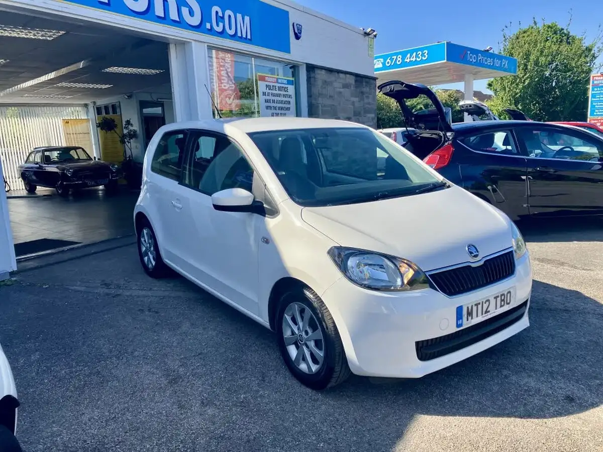 2012-skoda-citigo-10-se-59bhp-3d-big-7