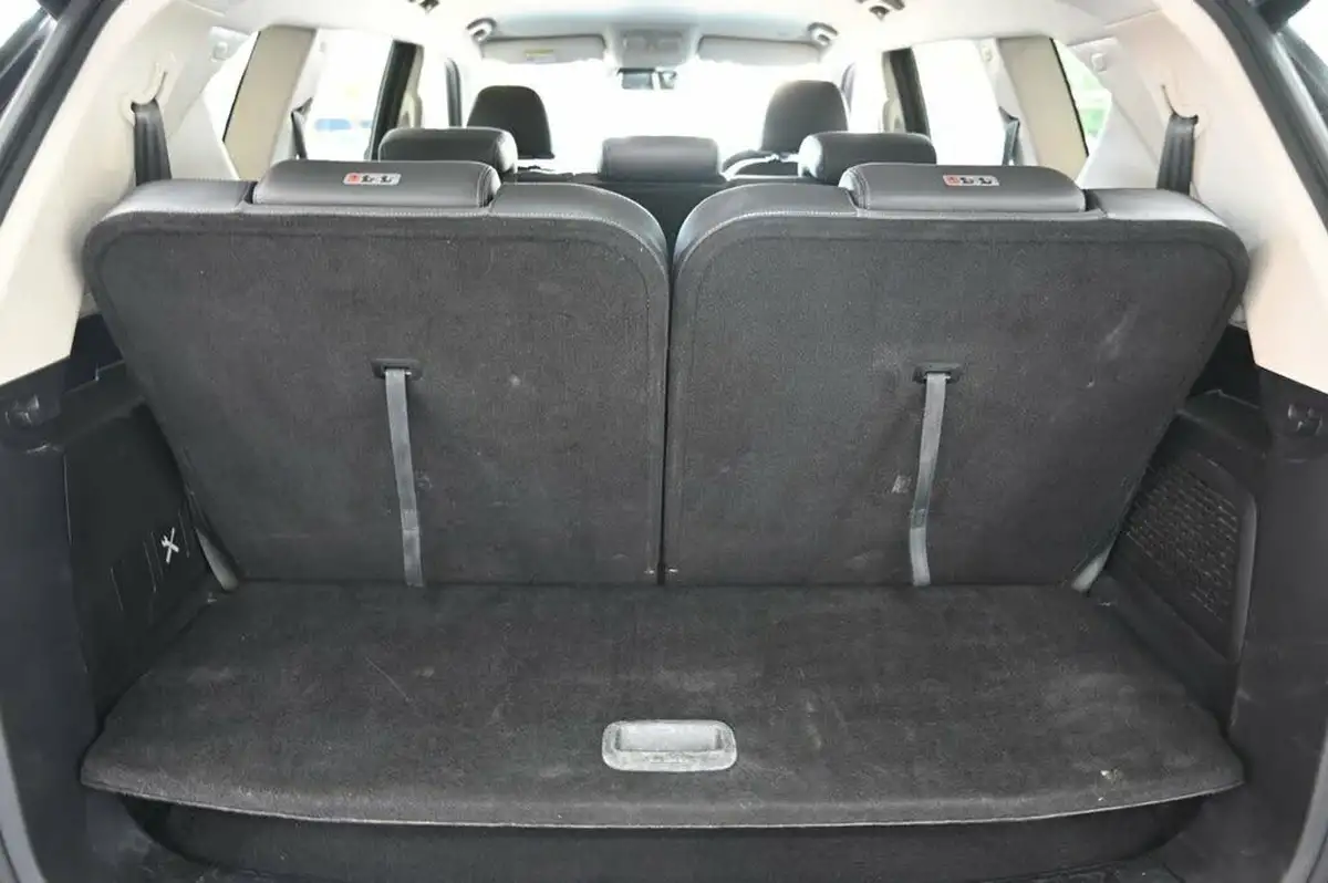 2018-kgm-ssangyong-rexton-22td-ultimate-big-11