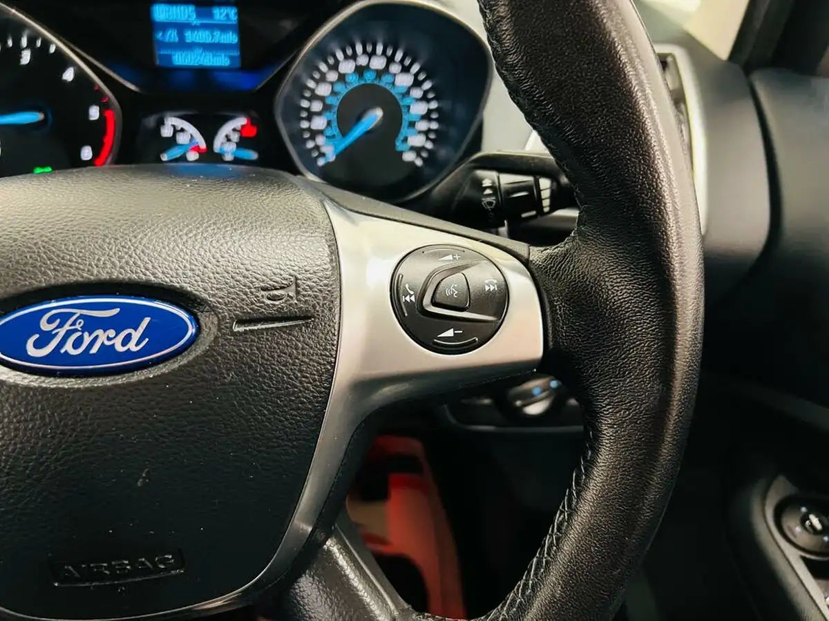 2012-ford-c-max-20tdci-titanium-powershift-big-19