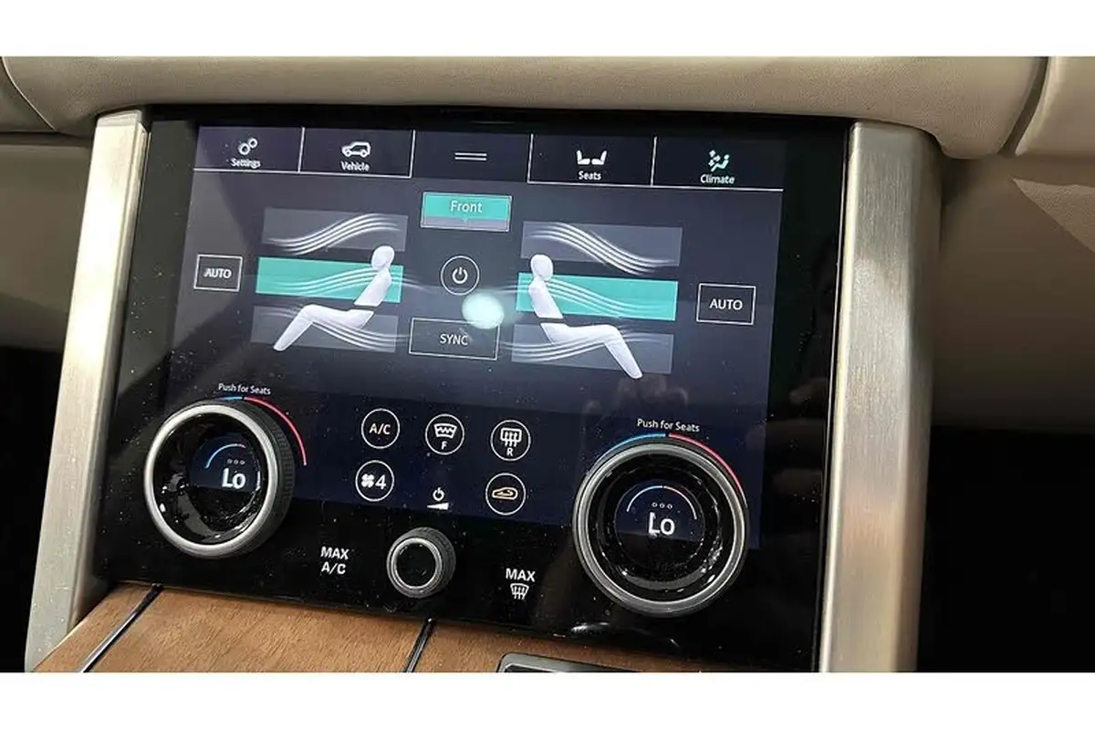 2019-land-rover-range-rover-30-sd-v6-vogue-big-56