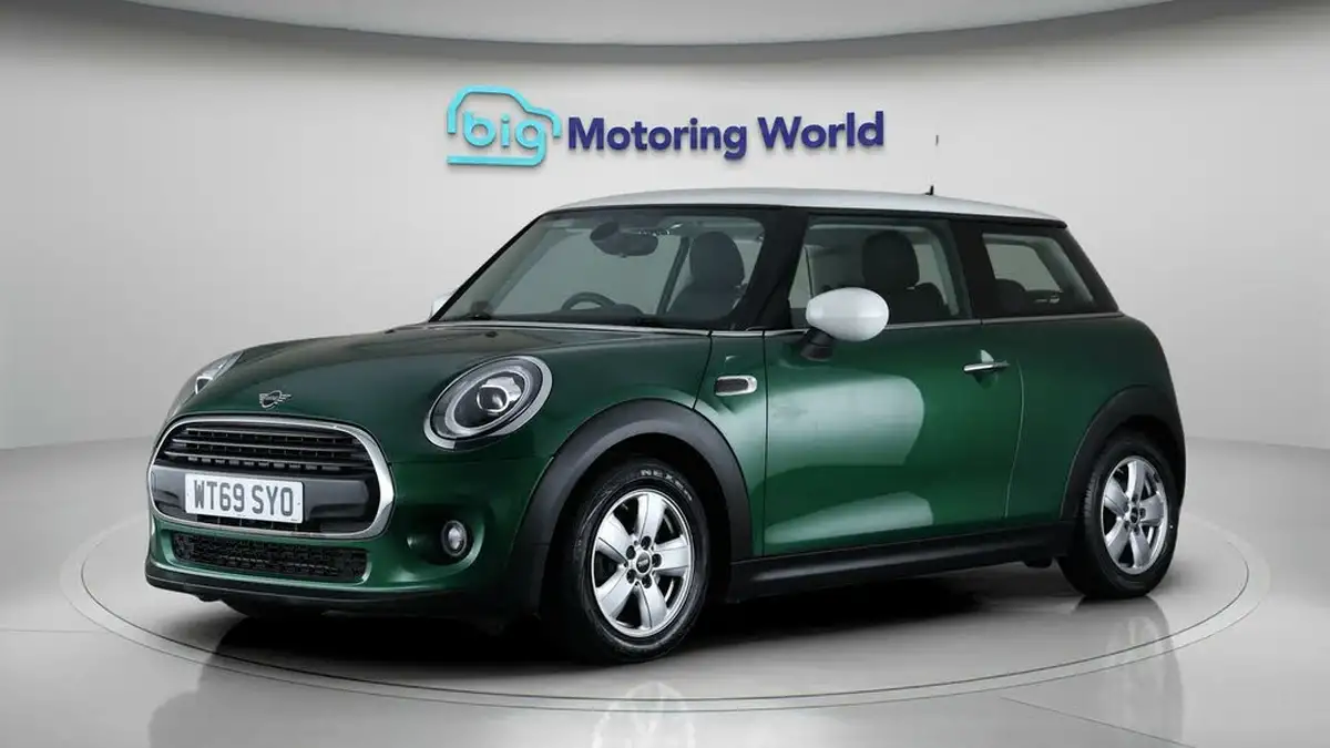 2019-mini-cooper-15-cooper-classic-hatchback-3d-big-3