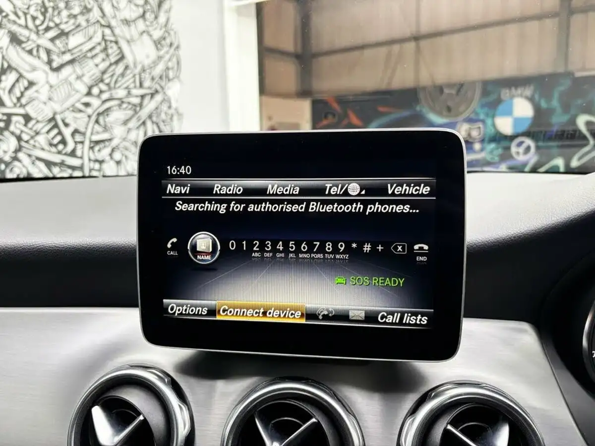 2020-mercedes-benz-gla-class-16-gla-180-amg-line-edition-7g-dct-big-18