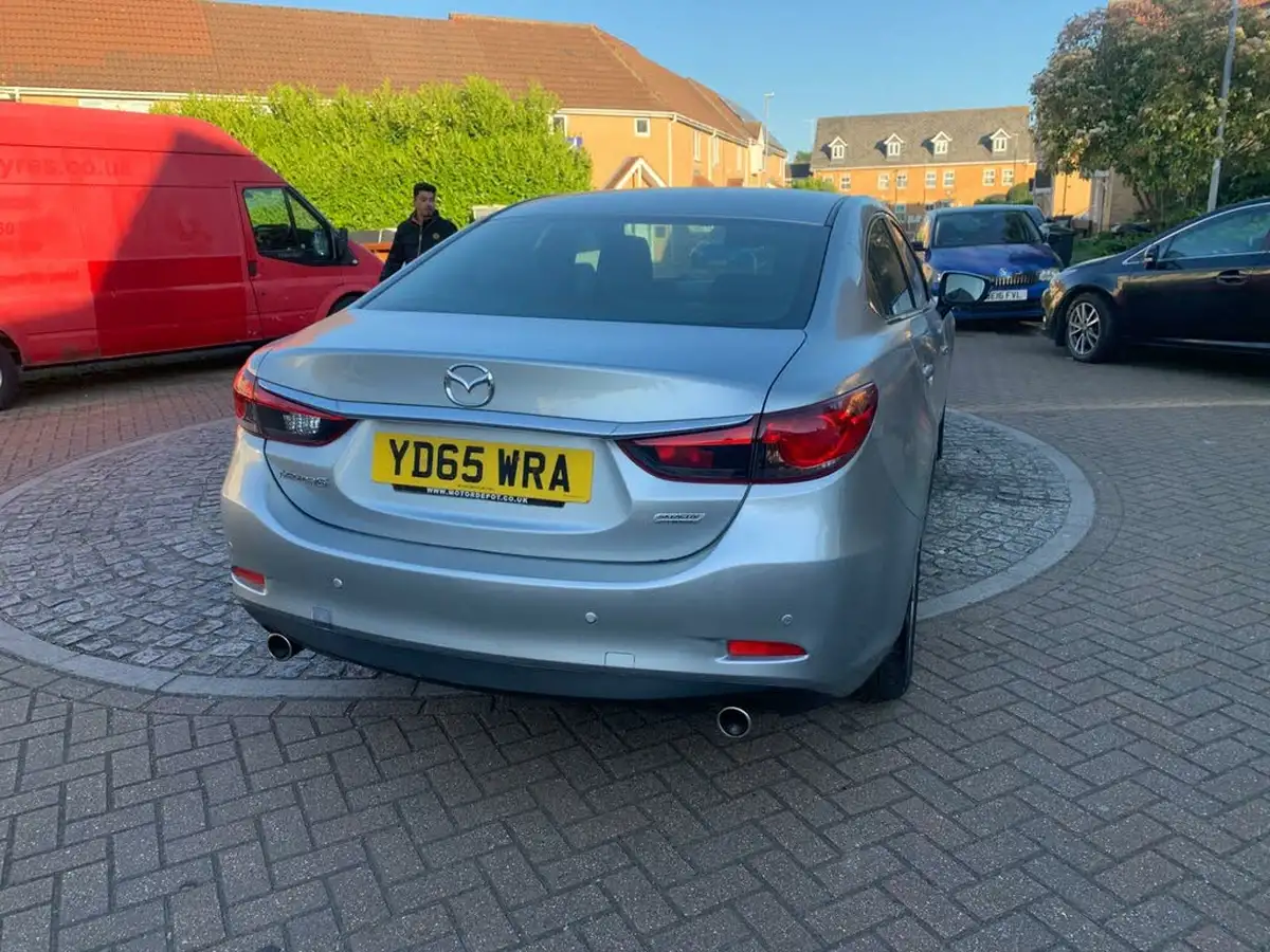 2015-mazda-mazda6-22td-se-l-nav-saloon-4d-big-37