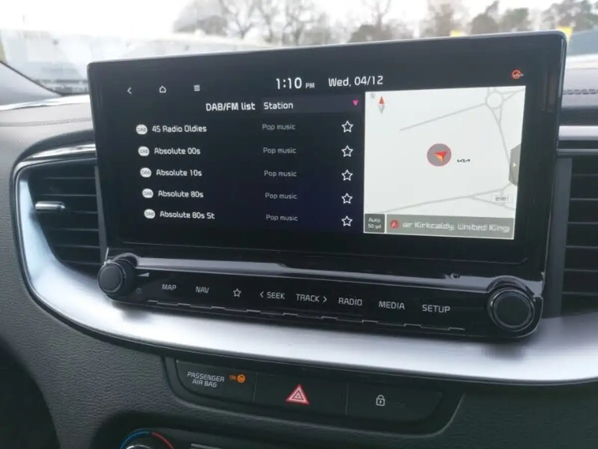 2024-kia-xceed-15-t-gdi-3-big-13