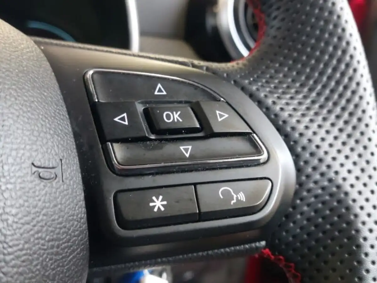 2024-mg-zs-suv-15-vti-tech-exclusive-big-17