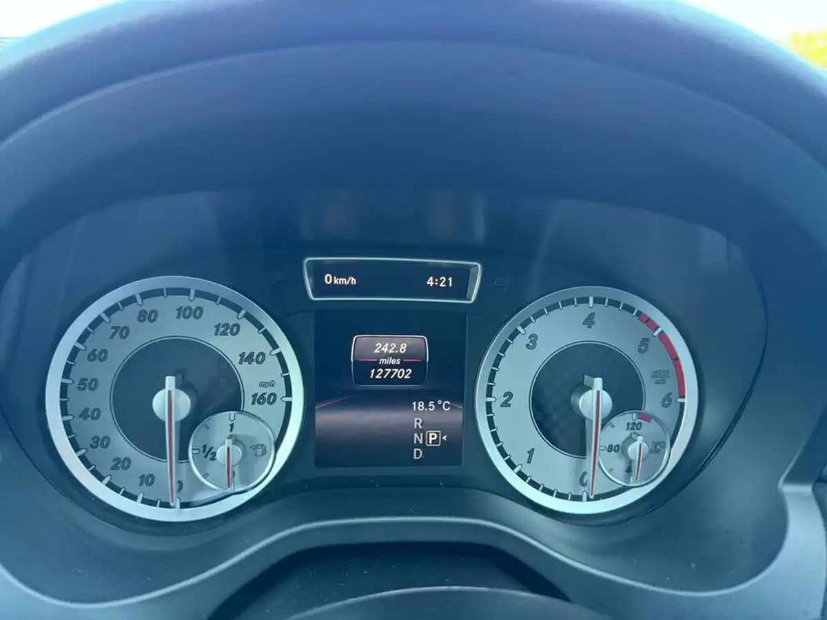2014-mercedes-benz-a-class-18-cdi-a200-sport-7g-dct-big-20