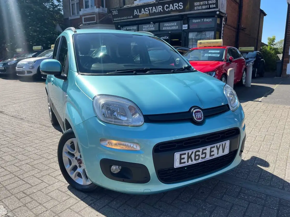 2015-fiat-panda-09-lounge-ss-dualogic-big-0