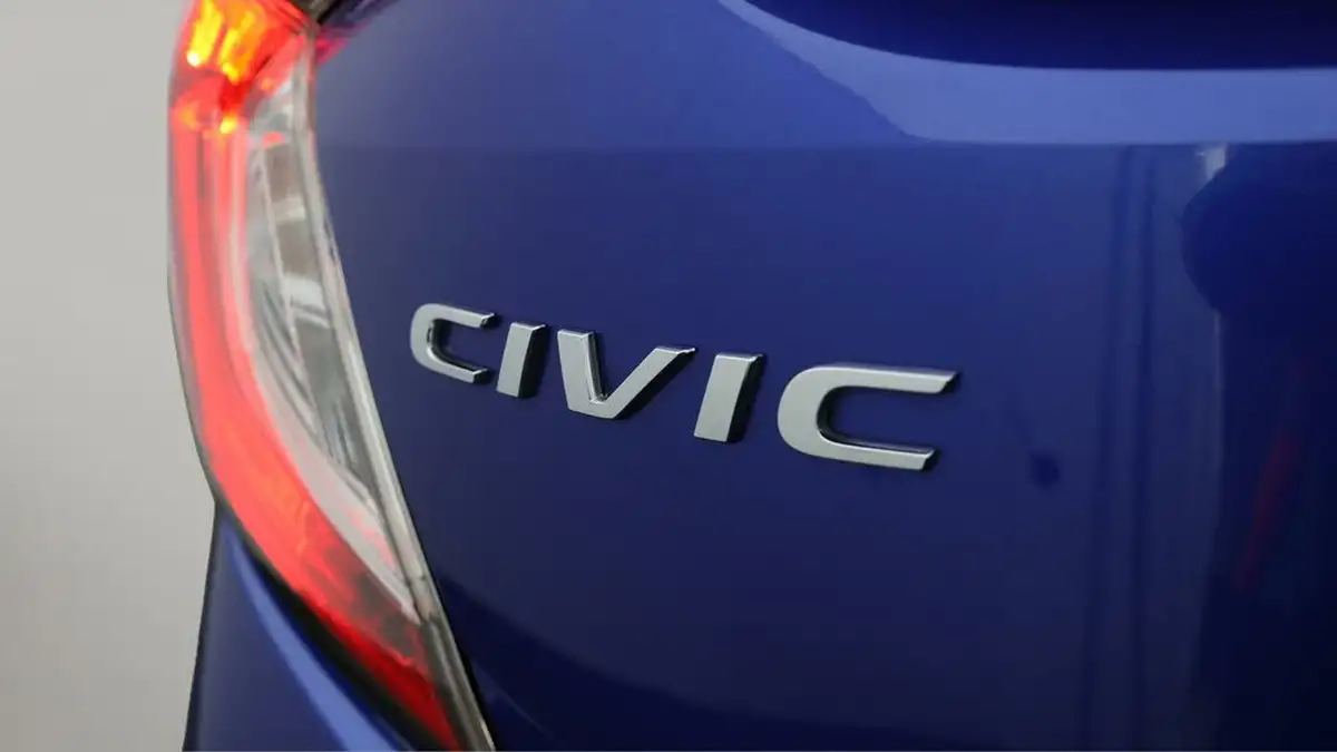 2021-honda-civic-15-vtec-turbo-sport-ss-cvt-big-19