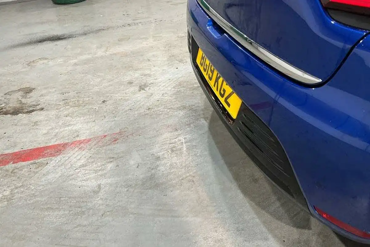 2019-renault-clio-09-tce-iconic-75ps-big-39