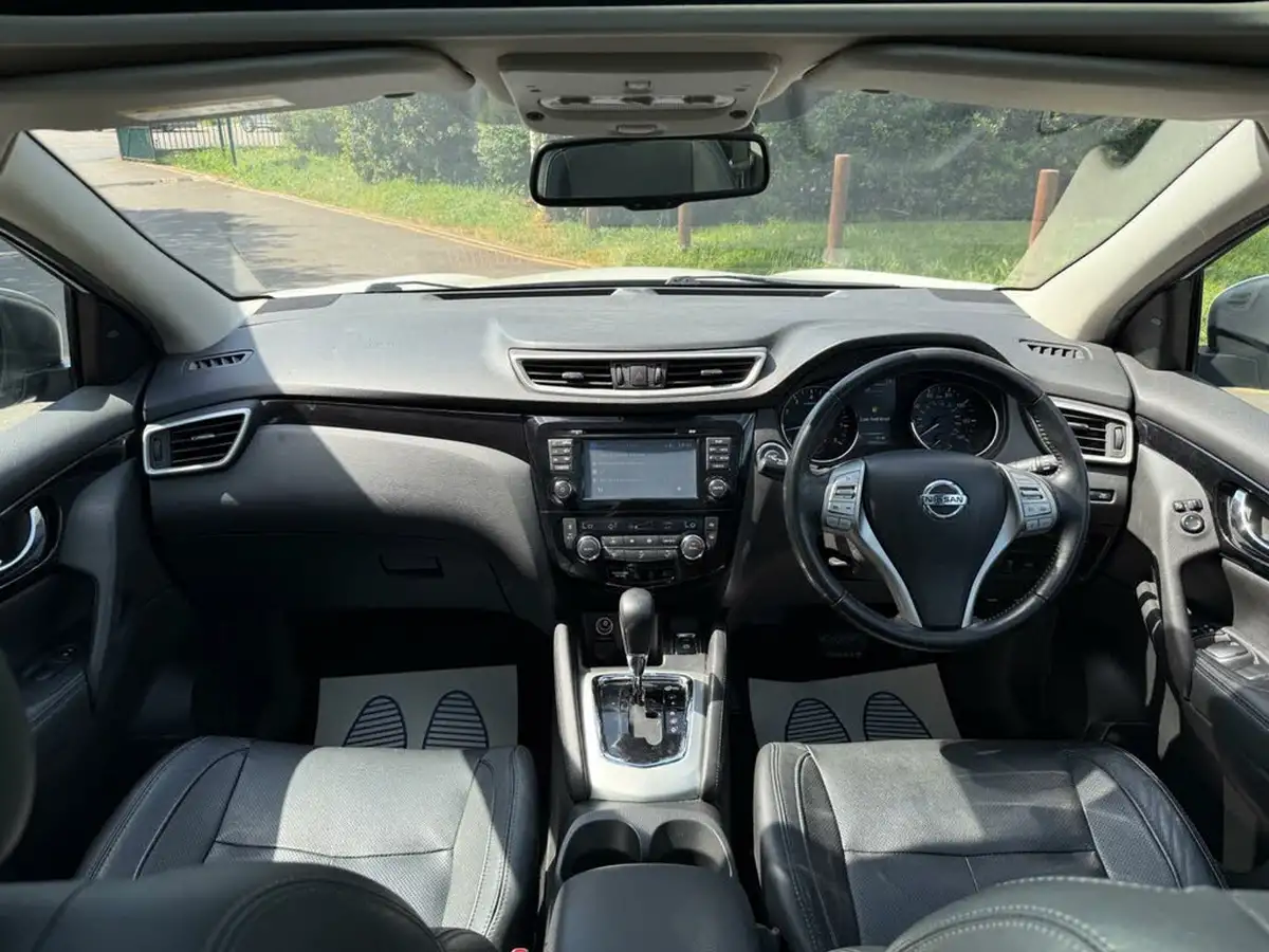 2017-nissan-qashqai-12-dig-t-tekna-xtronic-cvt-big-35
