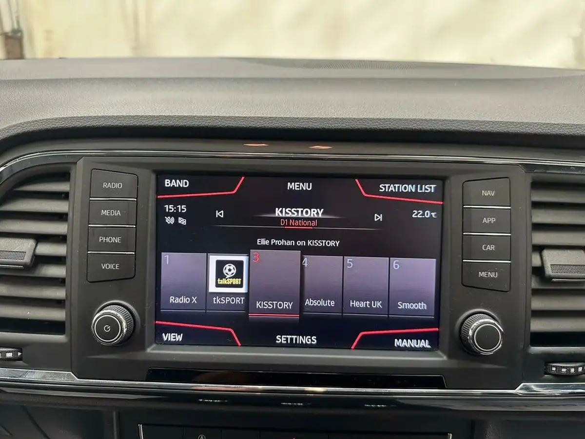 2017-seat-ateca-16tdi-se-technology-big-9