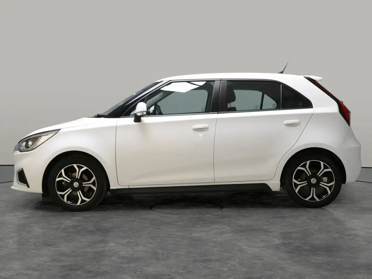 2023-mg-mg3-15-vti-tech-exclusive-nav-big-16