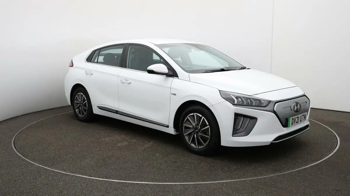 2021-hyundai-ioniq-e-premium-electric-100kw-big-44