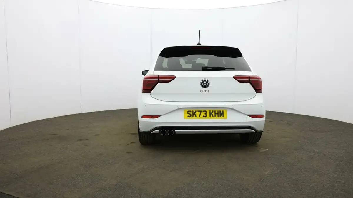 2023-volkswagen-polo-big-61
