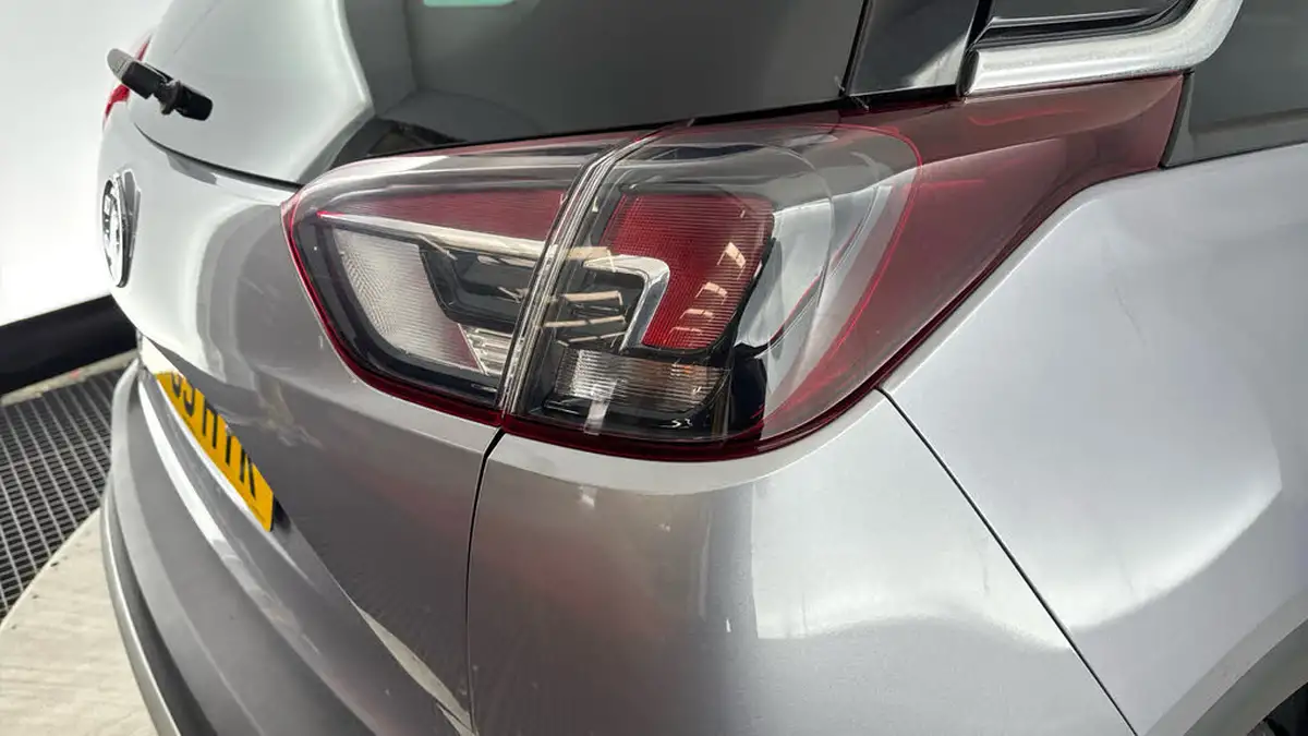 2020-vauxhall-crossland-x-12-sri-nav-110ps-big-22