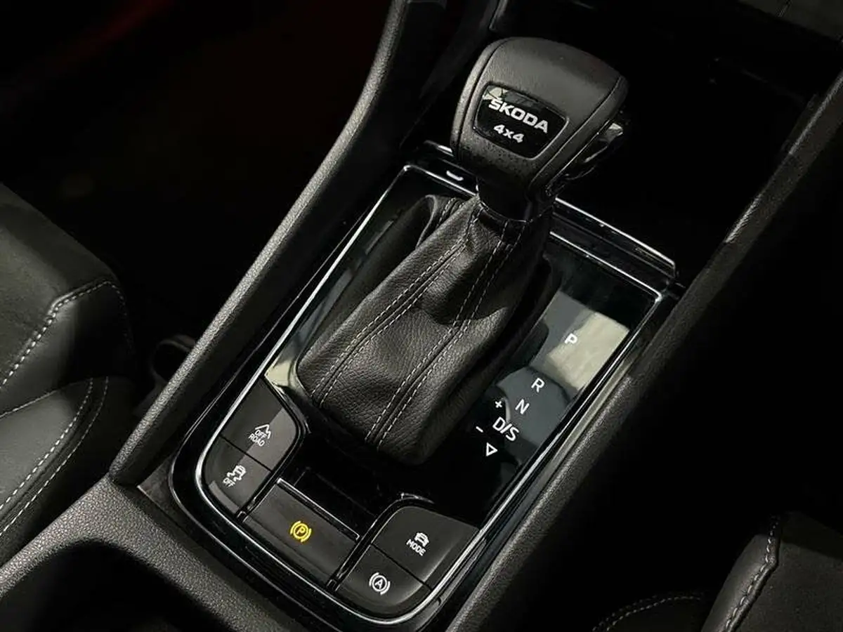 2023-skoda-kodiaq-20-tsi-sportline-big-21