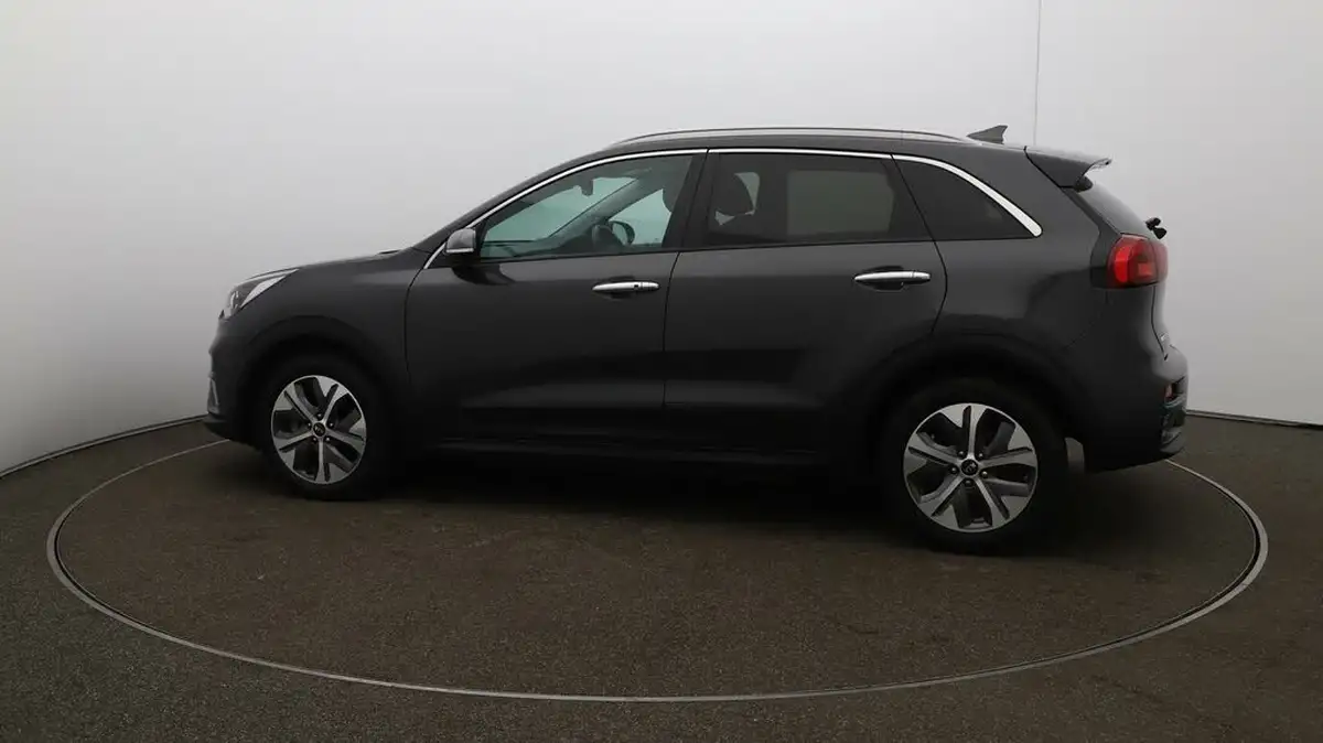 2021-kia-e-niro-ev-3-big-56