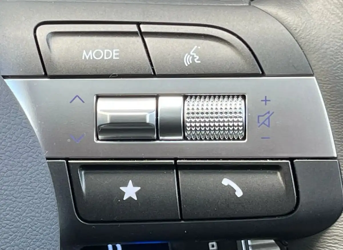 2024-hyundai-kona-e-ultimate-218ps-65kwh-big-11