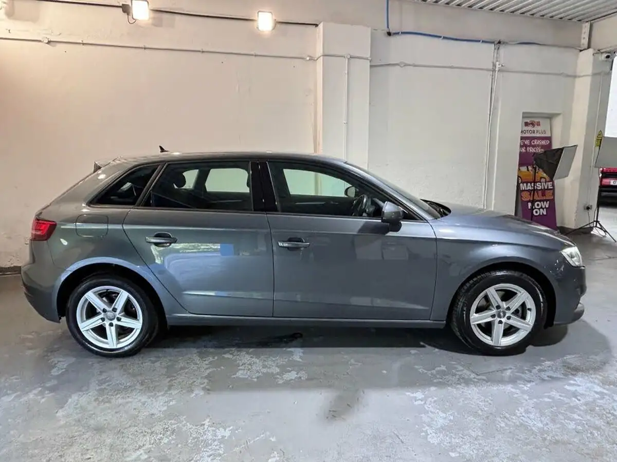 2020-audi-a3-10-30-tfsi-se-technik-big-9