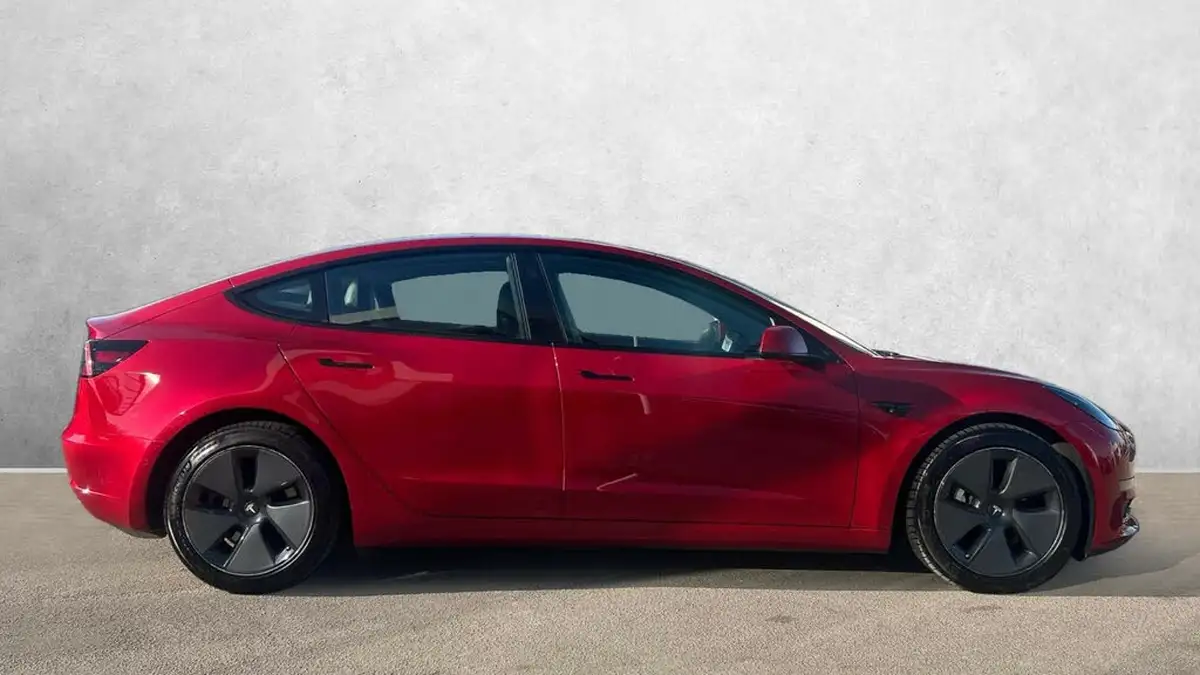 2020-tesla-model-3-e-long-range-big-4