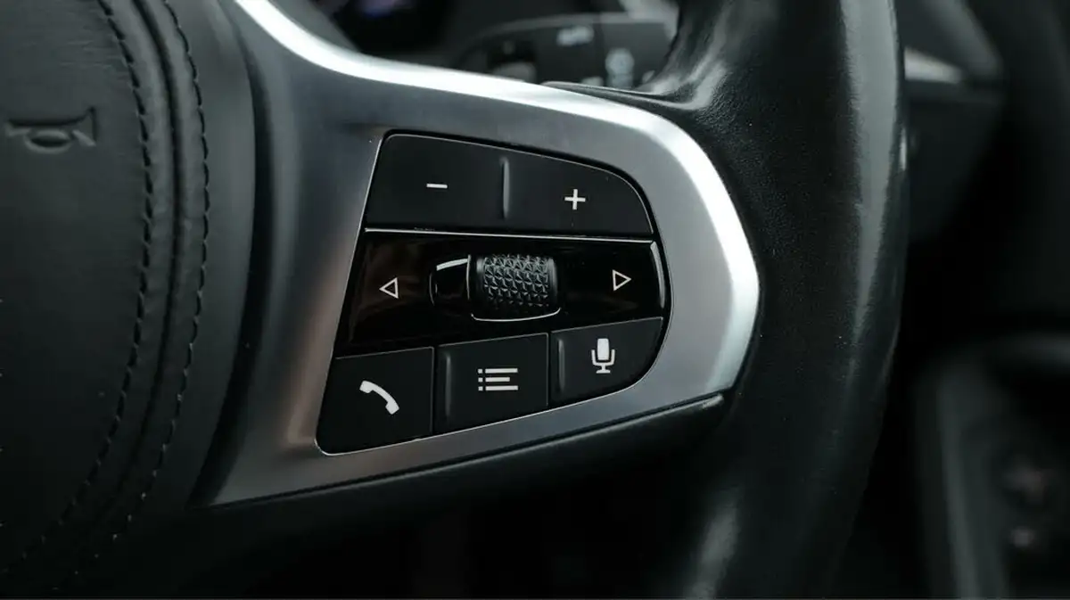 2021-bmw-1-series-15-118i-m-sport-lcp-dct-big-25