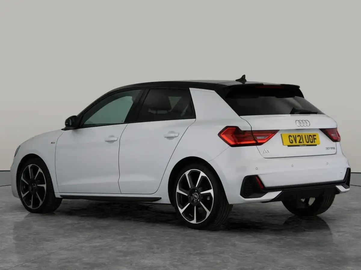2021-audi-a1-10-30-tfsi-black-edition-s-tronic-big-10