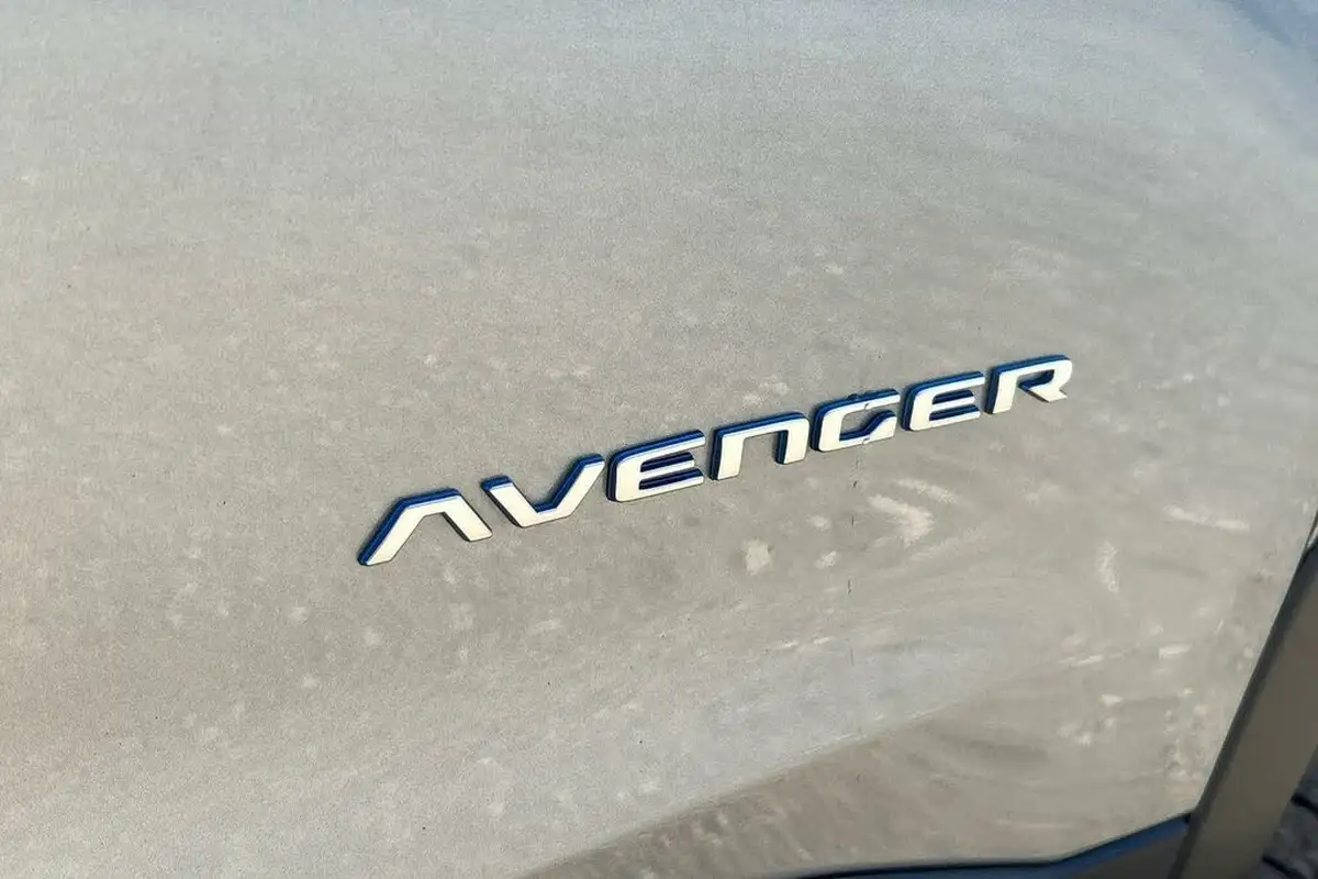 2023-jeep-avenger-e-1st-edition-big-25