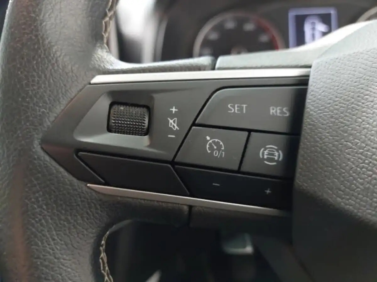 2022-seat-arona-10-tsi-evo-se-technology-big-14
