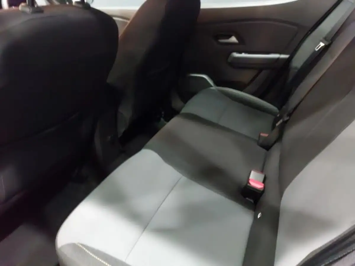 2024-dacia-sandero-stepway-10-tce-extreme-90bhp-big-5