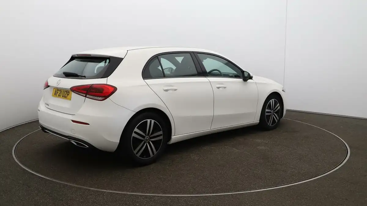 2021-mercedes-benz-a-class-15d-a180d-sport-hatchback-5d-7g-dct-big-51