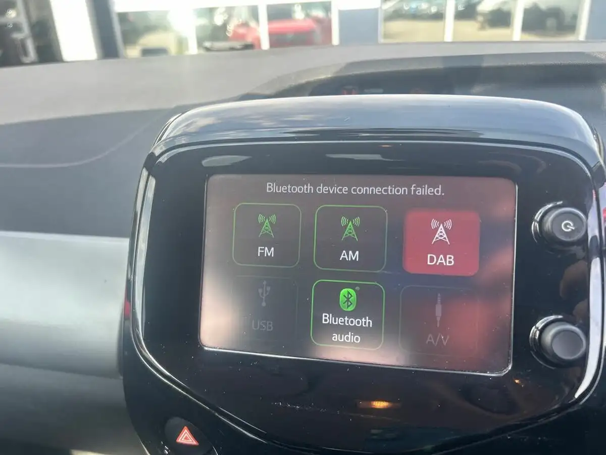 2015-citroen-c1-10-vti-flair-5d-big-10
