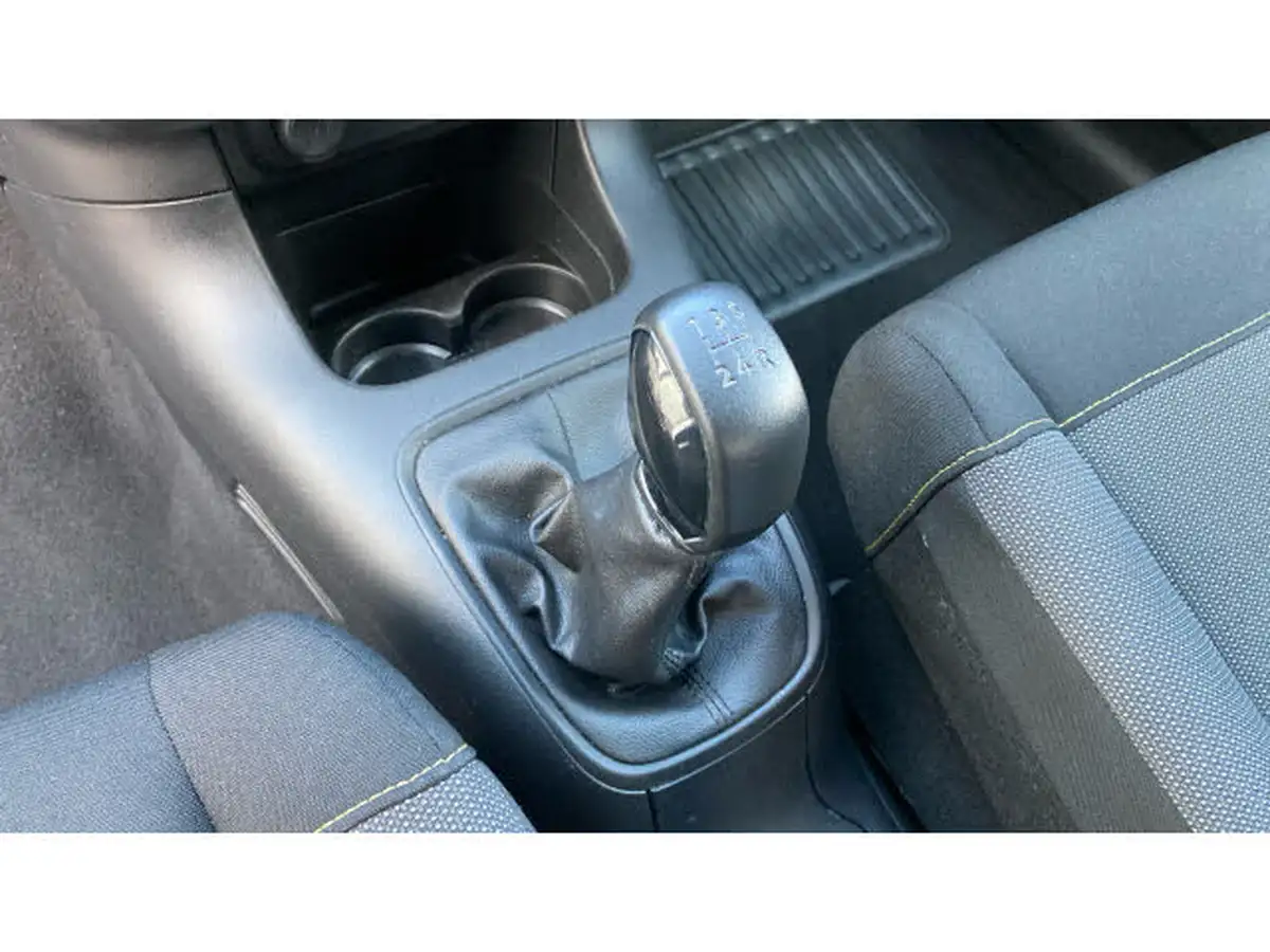2018-citroen-c3-12-puretech-feel-82ps-big-12