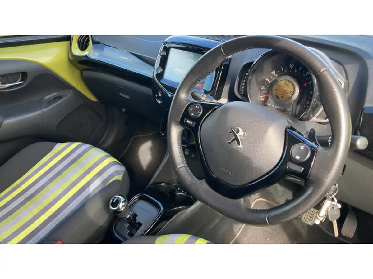 2019-peugeot-108-10-collection-hatchback-2-tronic-big-10