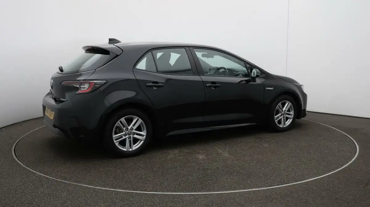 2021-toyota-corolla-18-vvt-i-icon-tech-trk-hatchback-5d-big-54