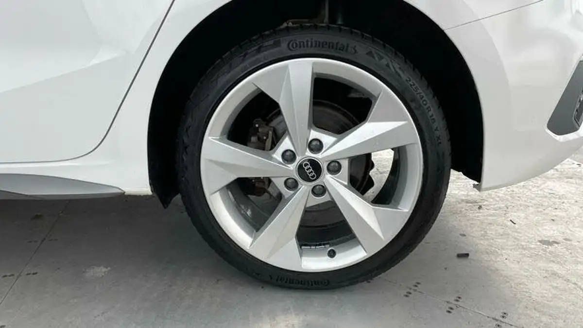 2021-audi-a3-14-40-tfsi-e-s-line-big-32