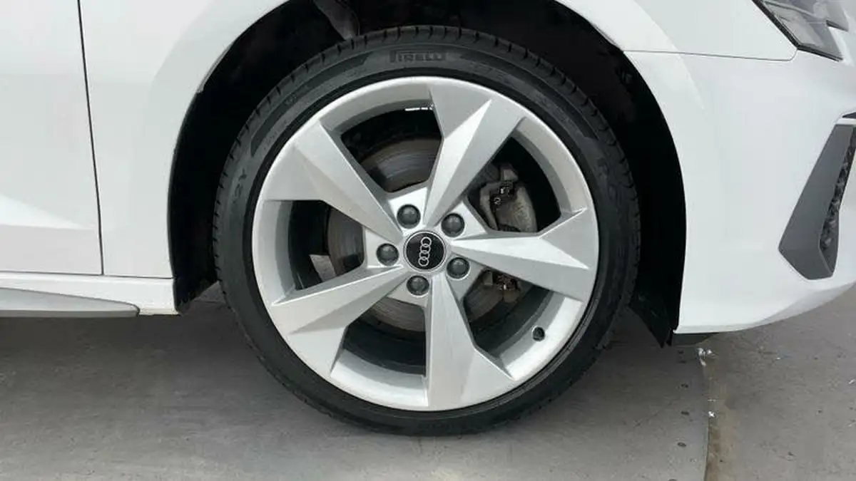 2021-audi-a3-14-40-tfsi-e-s-line-big-4