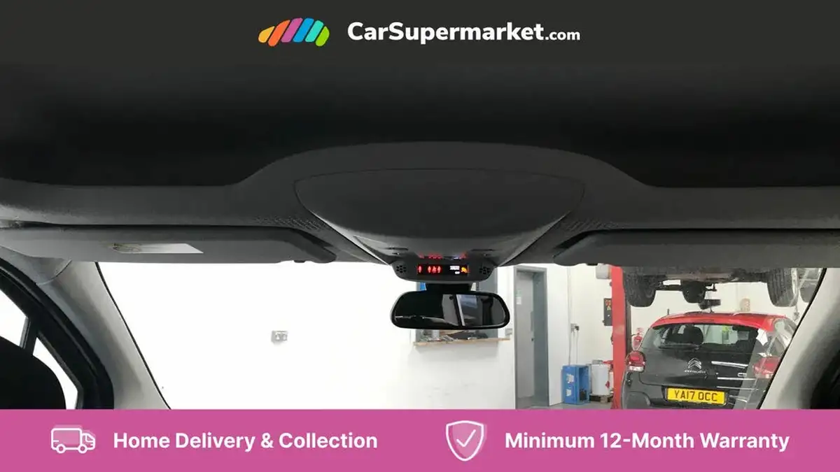 2022-vauxhall-combo-life-e-se-big-24