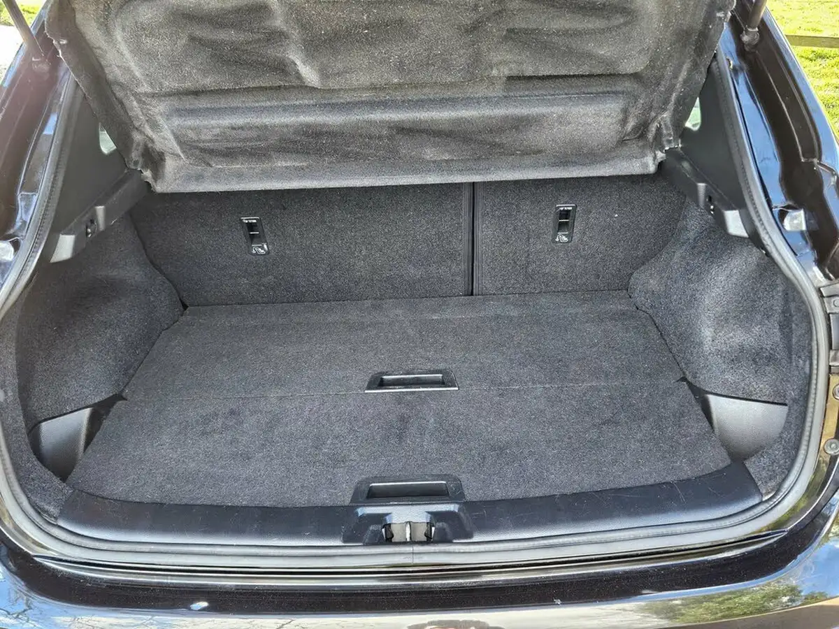 2017-nissan-qashqai-15dci-tekna-big-19