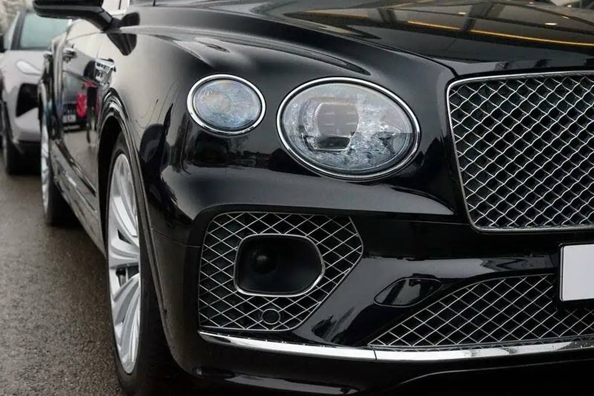 2019-bentley-bentayga-40-v8-big-8