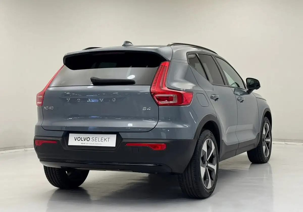 2023-volvo-xc40-20-b4-ultimate-big-5