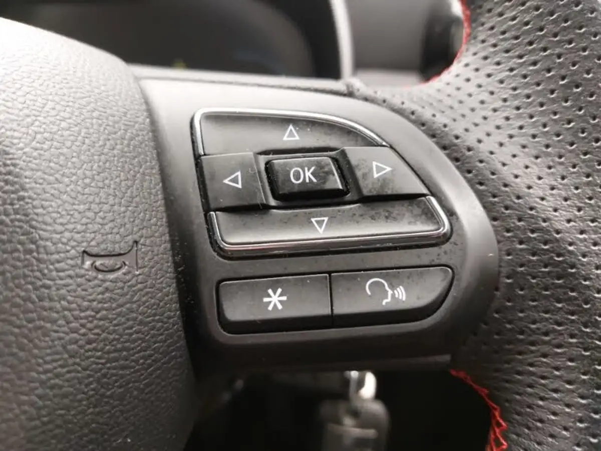 2022-mg-zs-suv-15-vti-tech-exclusive-big-12